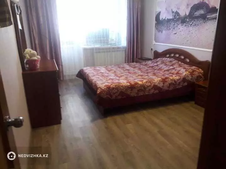 76.5 м², 3-комнатная квартира, этаж 4 из 5, 76 м², изображение - 1