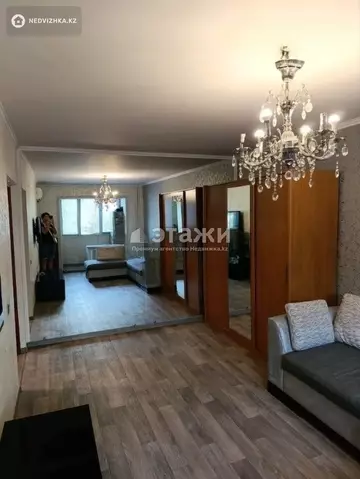 2-комнатная квартира, этаж 2 из 5, 42 м²