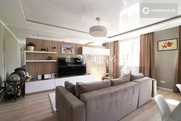 4-комнатная квартира, этаж 2 из 13, 114 м²