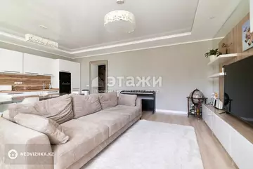 4-комнатная квартира, этаж 2 из 13, 114 м²