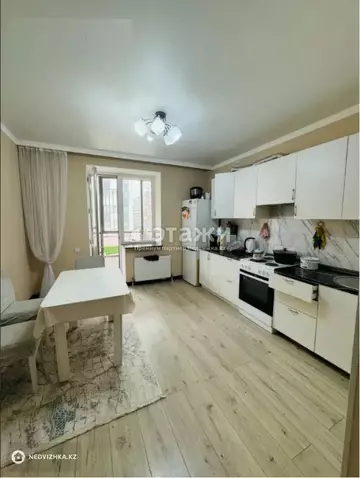 2-комнатная квартира, этаж 4 из 9, 58 м²