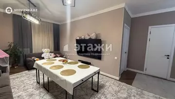 4-комнатная квартира, этаж 9 из 17, 114 м²
