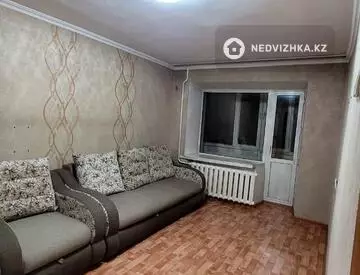1-комнатная квартира, этаж 4 из 5, 35 м²