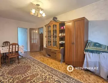 2-комнатная квартира, этаж 4 из 5, 44 м²