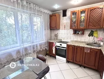 3-комнатная квартира, этаж 3 из 5, 70 м²