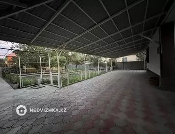 6-комнатный дом, 7 соток, 165 м²