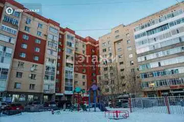 3-комнатная квартира, этаж 8 из 10, 93 м²