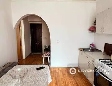 2-комнатная квартира, этаж 4 из 5, 35 м²