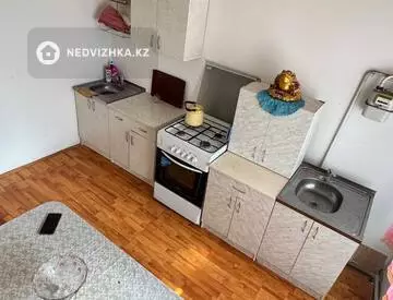2-комнатная квартира, этаж 4 из 5, 35 м²