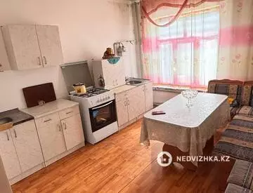 2-комнатная квартира, этаж 4 из 5, 35 м²
