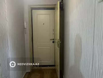 2-комнатная квартира, этаж 3 из 5, 44 м²