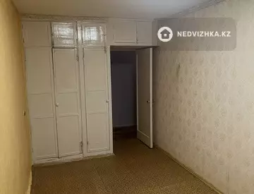 2-комнатная квартира, этаж 3 из 5, 44 м²