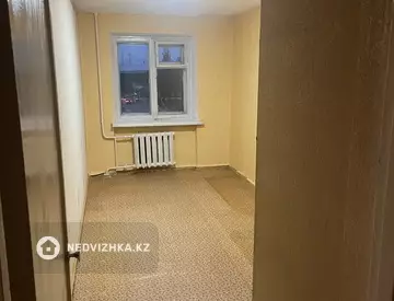 2-комнатная квартира, этаж 3 из 5, 44 м²