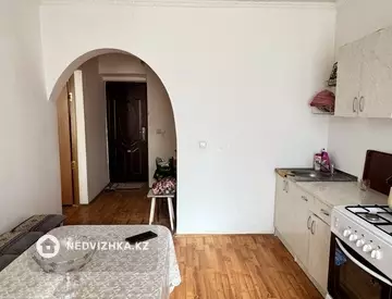 2-комнатная квартира, этаж 4 из 5, 35 м²