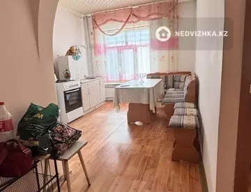 2-комнатная квартира, этаж 4 из 5, 35 м²