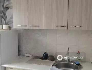 2-комнатная квартира, этаж 4 из 5, 70 м², на длительный срок