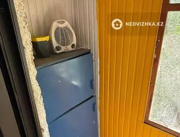 3-комнатная квартира, этаж 4 из 5, 62 м²