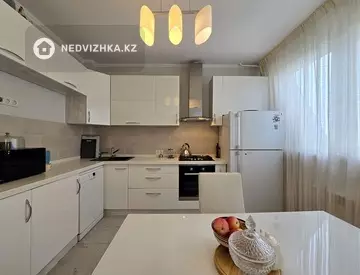 3-комнатная квартира, этаж 9 из 9, 71 м²