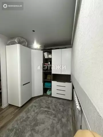3-комнатная квартира, этаж 10 из 10, 62 м²
