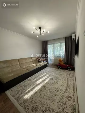 2-комнатная квартира, этаж 2 из 5, 45 м²
