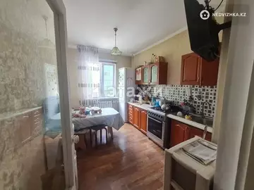 2-комнатная квартира, этаж 3 из 5, 61 м²