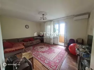2-комнатная квартира, этаж 3 из 5, 61 м²