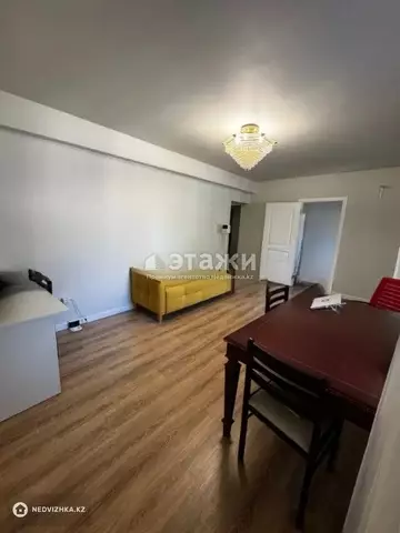 3-комнатная квартира, этаж 4 из 4, 58 м²