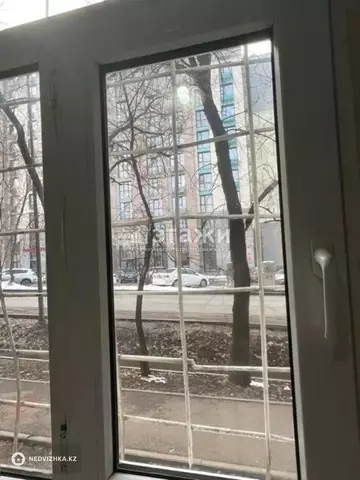 1-комнатная квартира, этаж 1 из 5, 30 м²