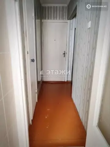 2-комнатная квартира, этаж 3 из 5, 42 м²