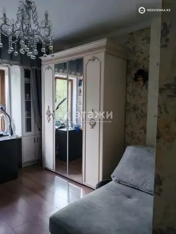 2-комнатная квартира, этаж 3 из 5, 54 м²