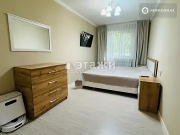 3-комнатная квартира, этаж 1 из 4, 60 м²