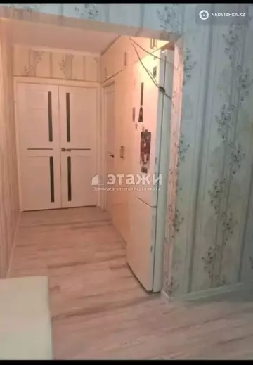 3-комнатная квартира, этаж 1 из 5, 60 м²
