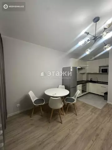 2-комнатная квартира, этаж 2 из 13, 50 м²