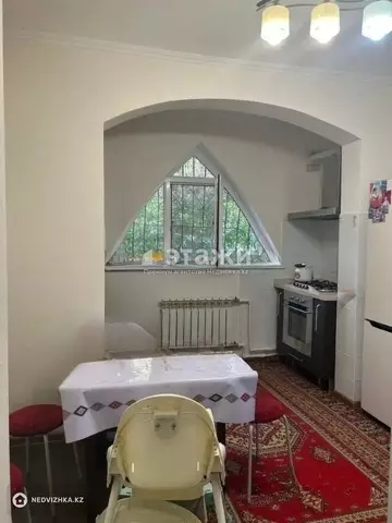 3-комнатная квартира, этаж 1 из 9, 70 м²