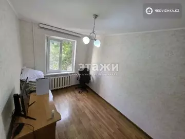 2-комнатная квартира, этаж 3 из 5, 48 м²