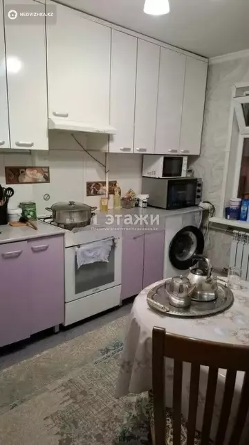 2-комнатная квартира, этаж 2 из 5, 49 м²