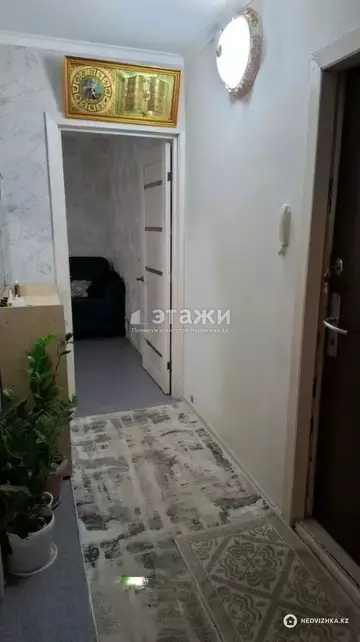 2-комнатная квартира, этаж 2 из 5, 49 м²