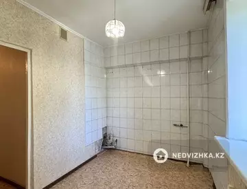 1-комнатная квартира, этаж 4 из 5, 36 м²
