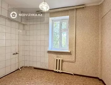 1-комнатная квартира, этаж 4 из 5, 36 м²