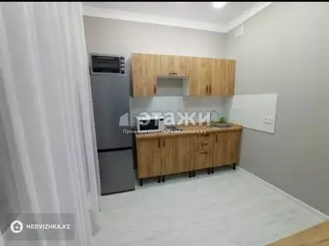 1-комнатная квартира, этаж 12 из 16, 40 м²
