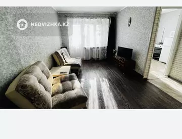 1-комнатная квартира, этаж 4 из 5, 42 м²