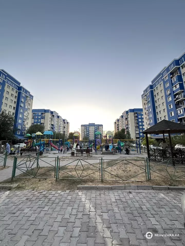 70 м², 3-комнатная квартира, этаж 2 из 9, 70 м², изображение - 1