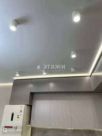 2-комнатная квартира, этаж 3 из 4, 53 м²