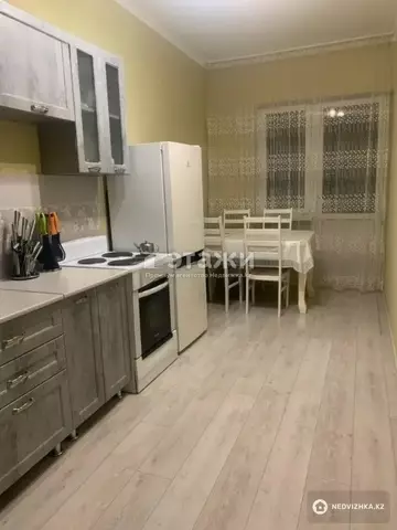 1-комнатная квартира, этаж 11 из 18, 51 м²