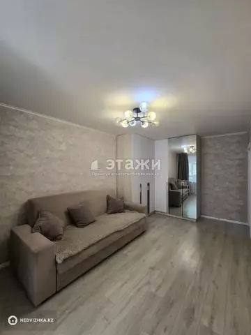2-комнатная квартира, этаж 4 из 5, 49 м²