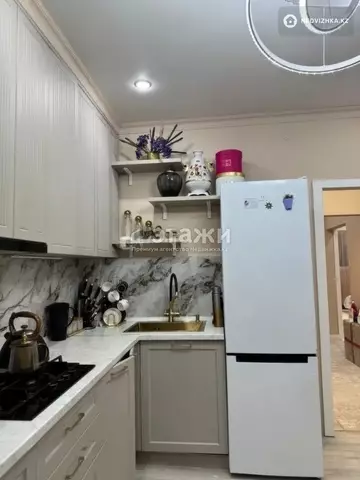 2-комнатная квартира, этаж 8 из 8, 62 м²