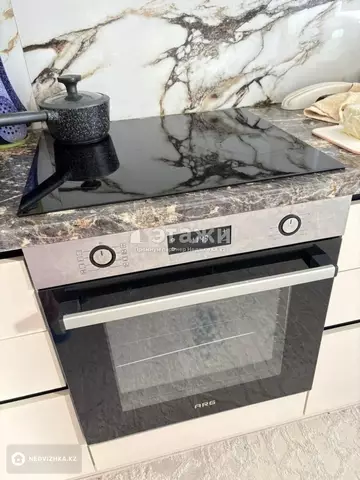 2-комнатная квартира, этаж 8 из 8, 78 м²