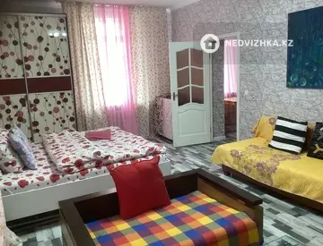 45 м², 1-комнатная квартира, этаж 2 из 3, 45 м², посуточно, изображение - 13