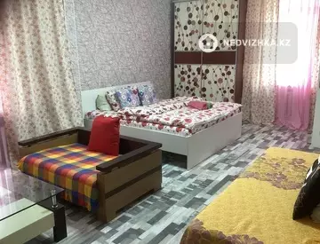 45 м², 1-комнатная квартира, этаж 2 из 3, 45 м², посуточно, изображение - 15