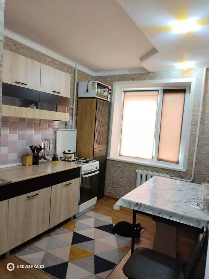 64 м², 3-комнатная квартира, этаж 4 из 9, 64 м², изображение - 1